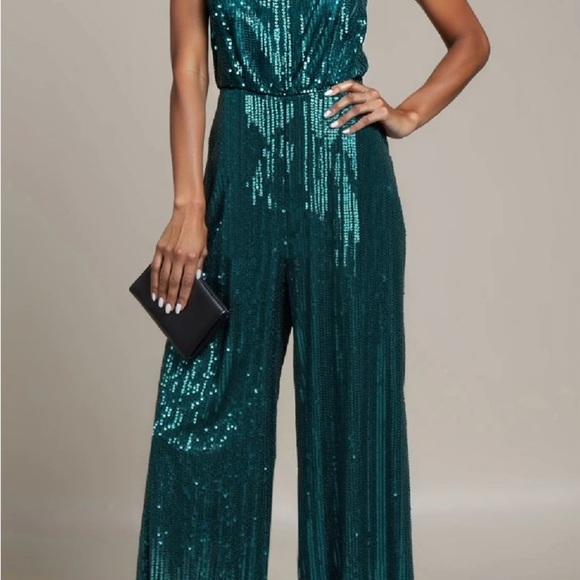 Elegant Green Jumpsuit - Picture 2 of 5